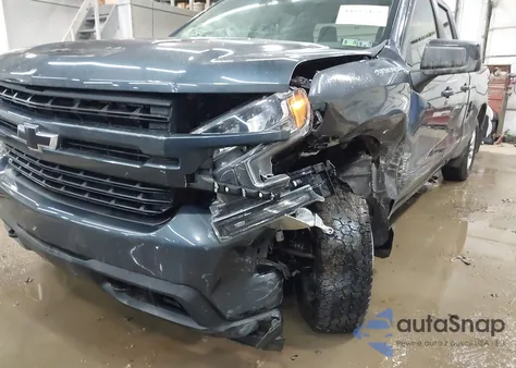 2019 Chevrolet Silverado 1500 Rst z USA, uszkodzony, nr VIN 1GCRYEED1KZ269728